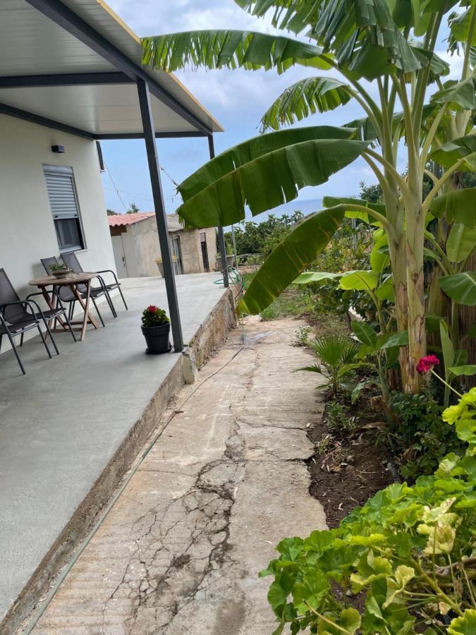Ambelakia Bungalow Monemvasía Esterno foto